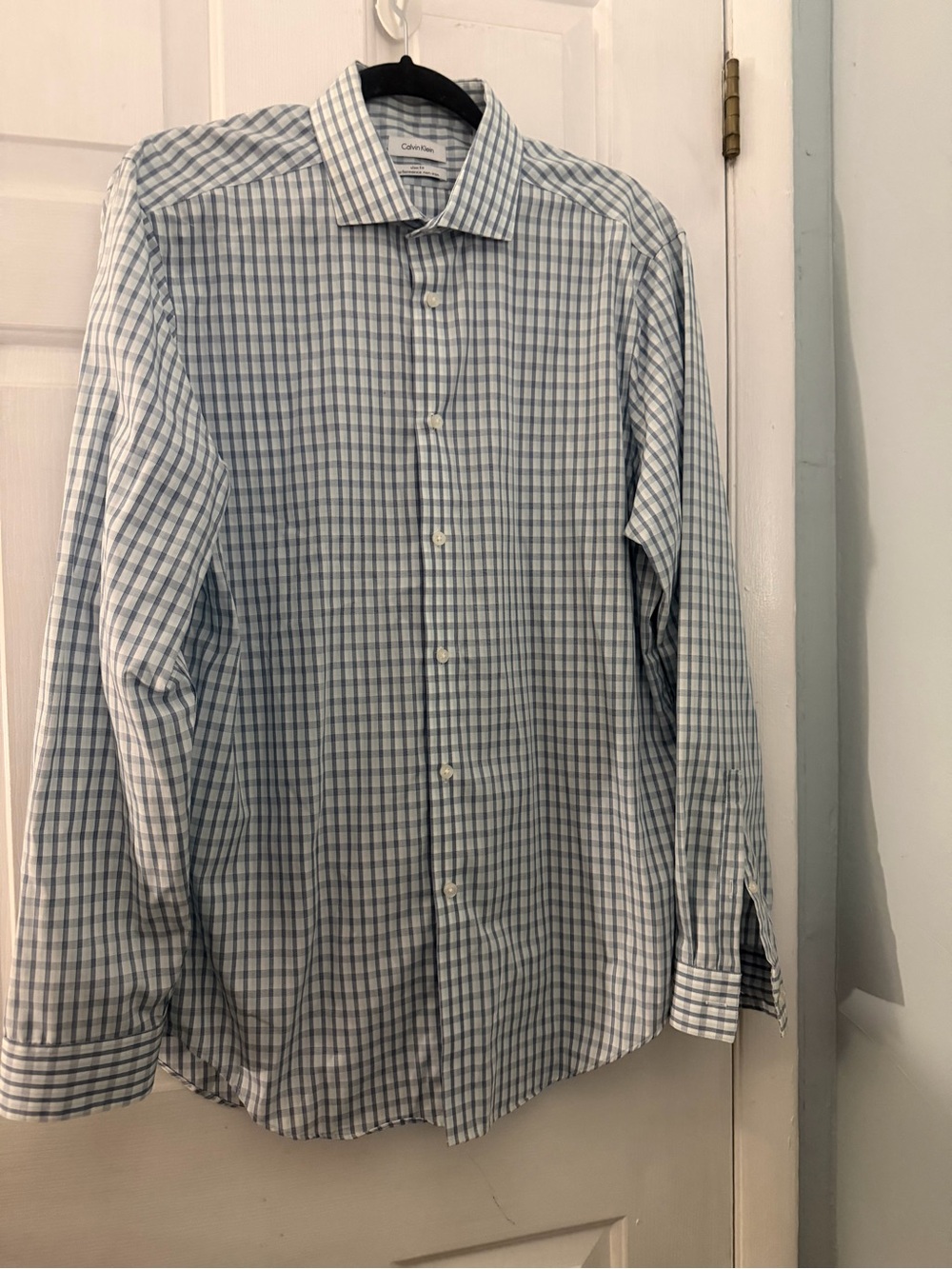Calvin Klein Men’s 18.5 34/35 Slim Fit Non-Iron Plaid Dress Shirt 100% Cotton